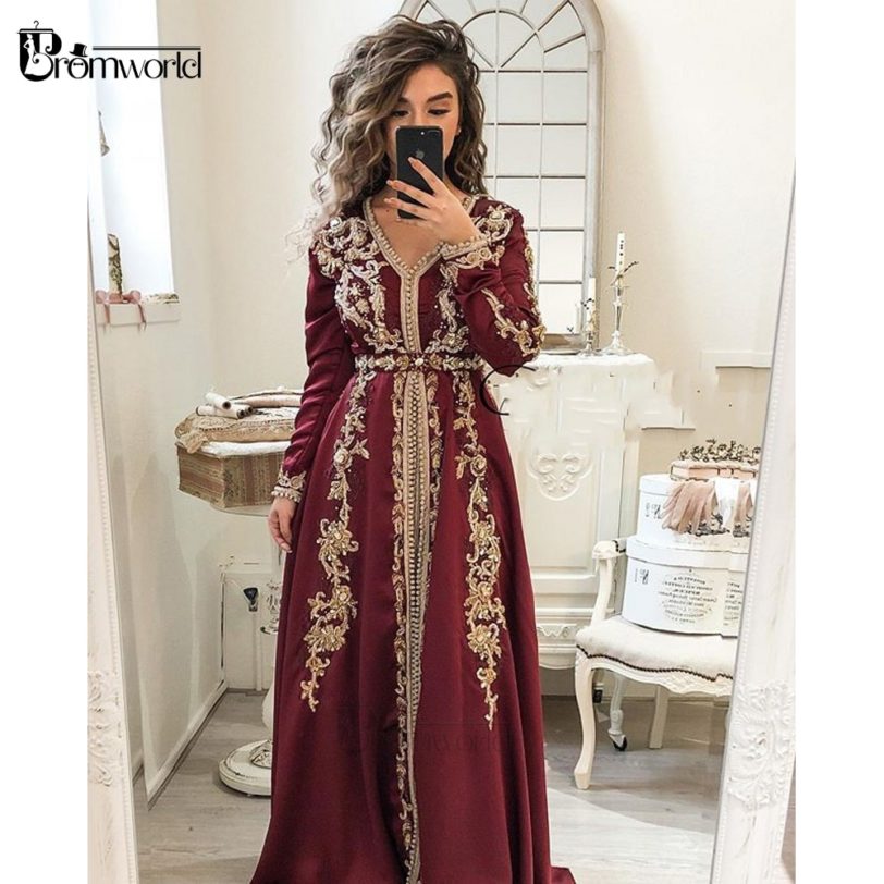 Luxury Moroccan Caftan Burgundy Evening Gown 2021 Long Sleeves Beading Embroidery Satin A-Line Dubai Muslim Formal Evening Dress