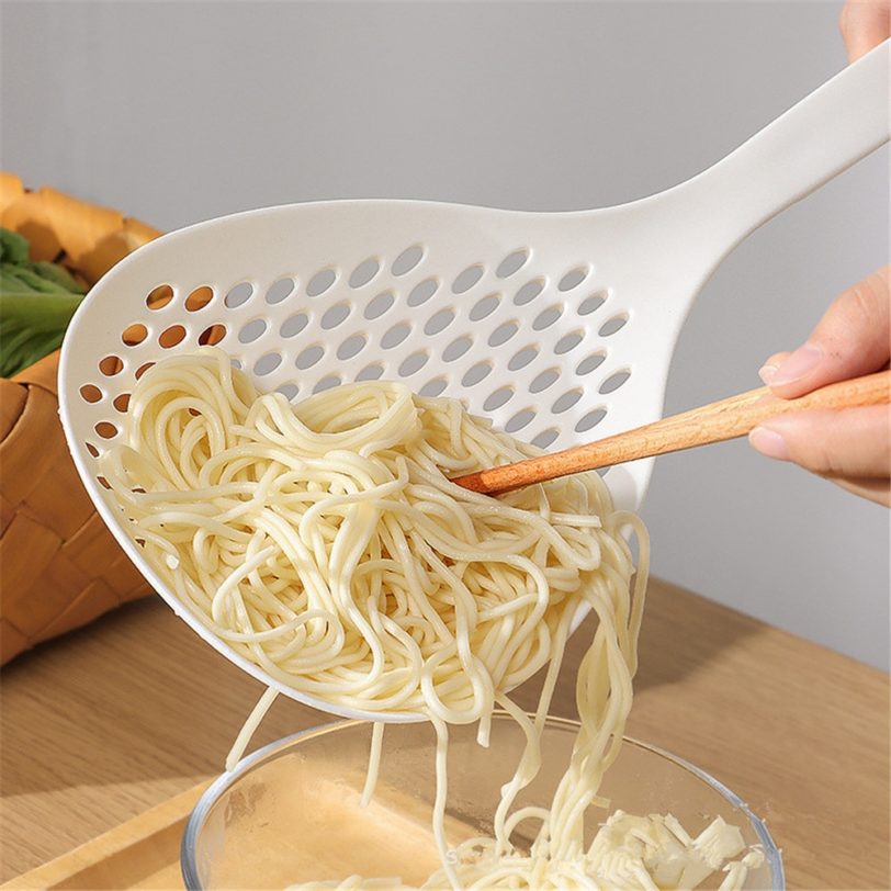 Noodles Colander 35cm Colander Cooking Utensils Fruit Spoons for Kitchen Drainer Sieve Food Long Handle Net Spoon Colander Nylo