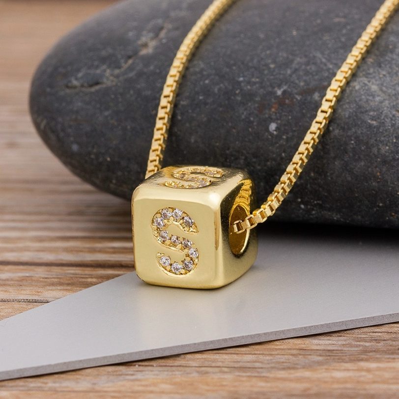 2020 Hot Sale A-Z Initials Micro Pave Copper CZ Cube Letter Pendant Necklaces For Women Men Charm Chain Family Name Jewelry Gift