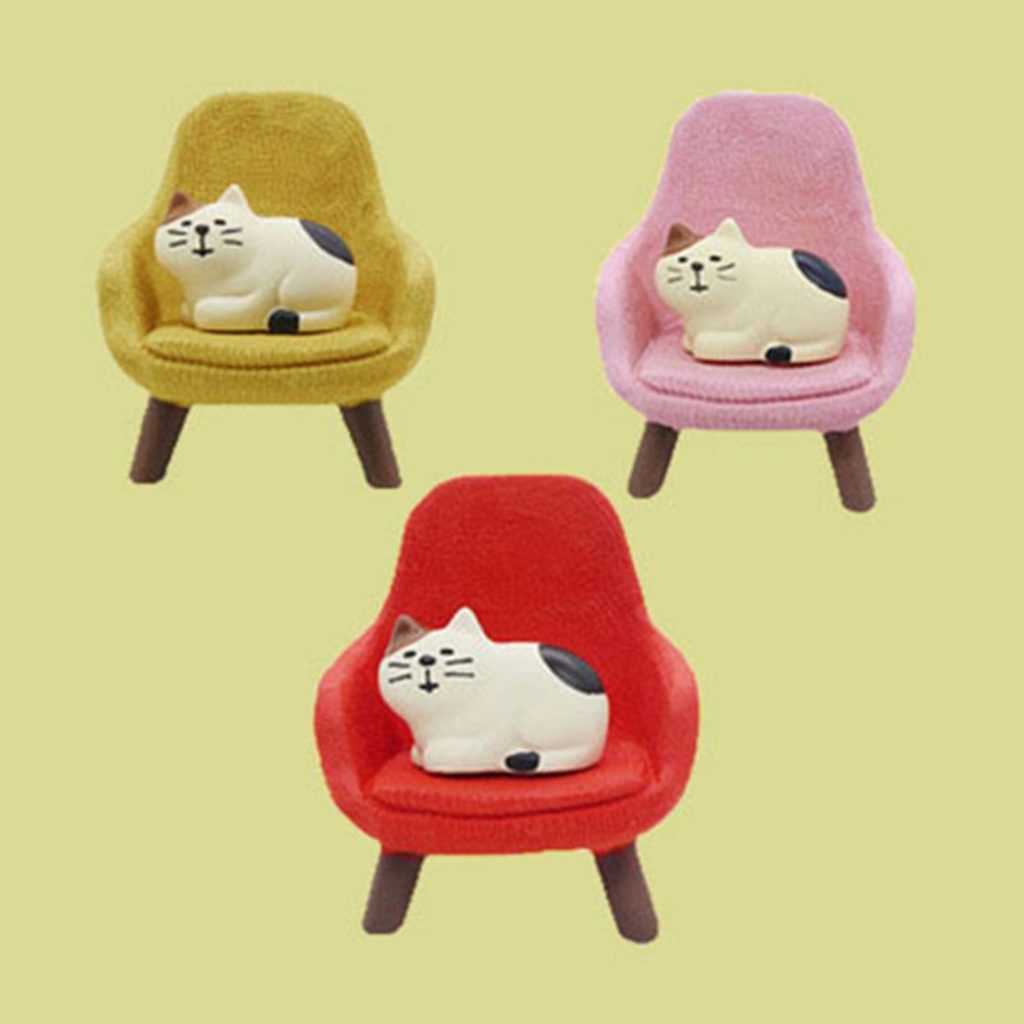 Cartoon Cat Sofa Chair Dollhouse Miniature Doll Room Desktop Decor Toy Ornament Creative Desktop Mini Decoration Kids Gift