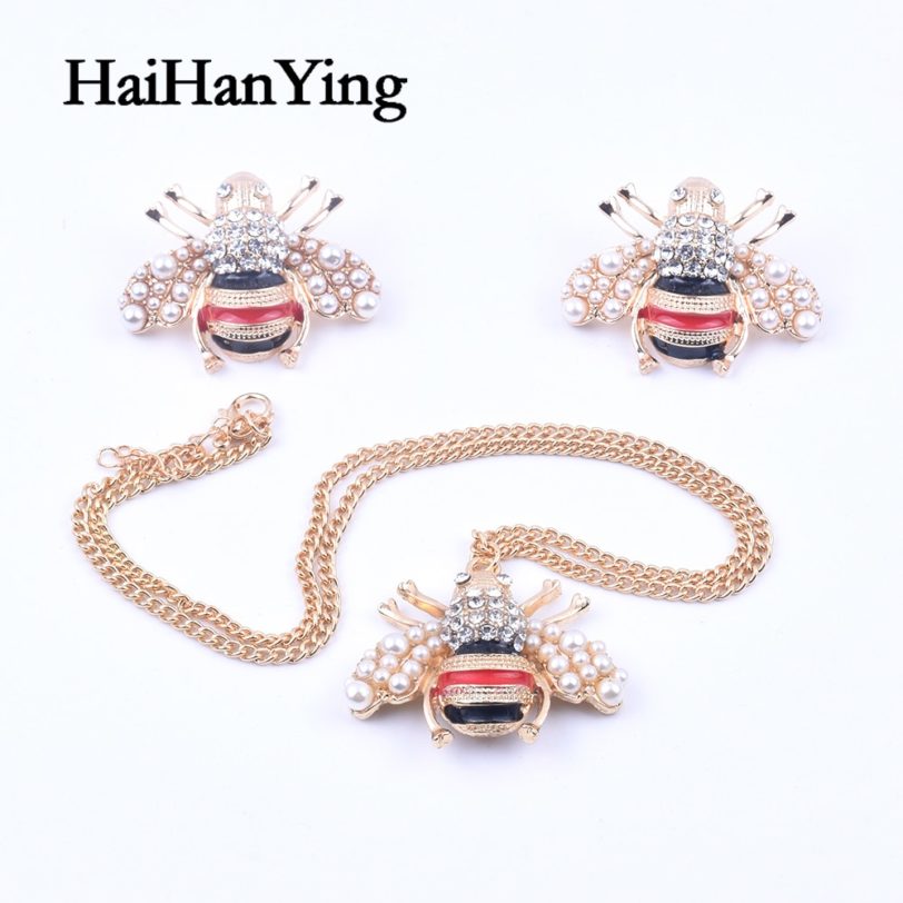 Crystal Animal Pearl Bee Necklace Earrings Set for Women Large Insect Fashion Dress Coat Accessories Cute Girl Gold Jewelry Gift