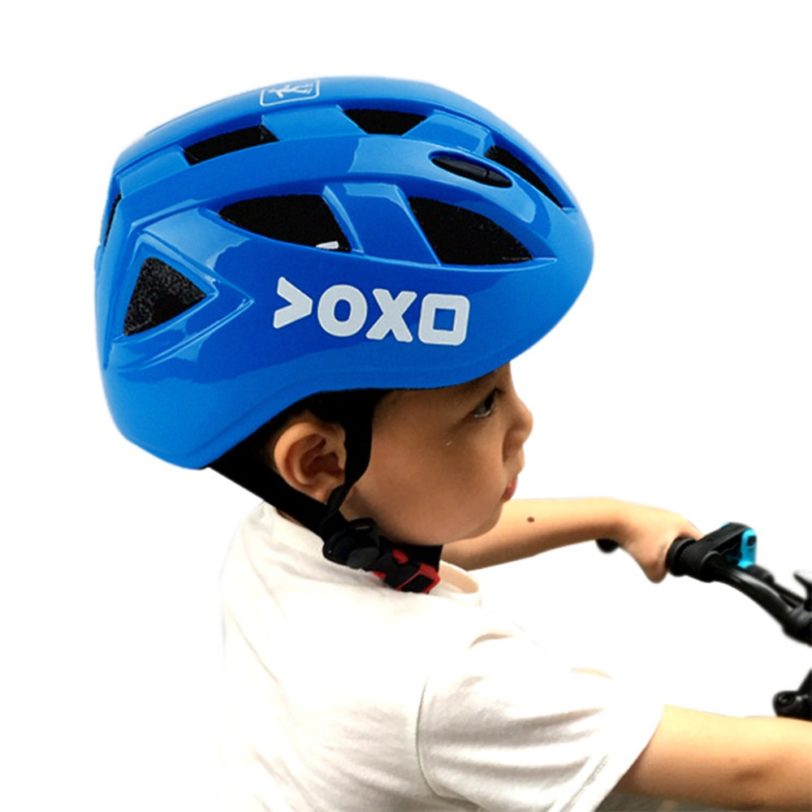 Integrally-molded Cycling Helmet for Kids Children MTB Mountain Road Bicycle Helmet Adjustable Bike Helmet for Road/Mountain/BMX