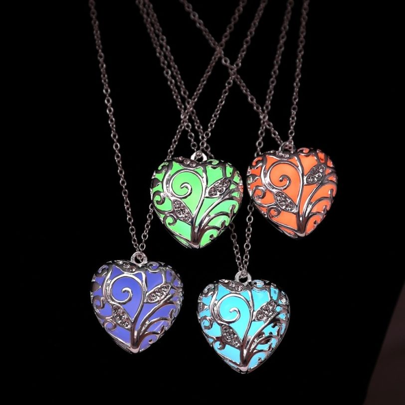 New Glow In The Dark necklace Chocker Hollow Heart Locket Glowing Stone Pendant Stainless Steel Chain Necklace For Women