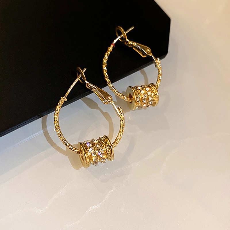 Summer Temperament Sparkly Rhinestone Hoop Earrings for Women Gold Color Metal Hollow Circle Hanging Earrings Jewellery