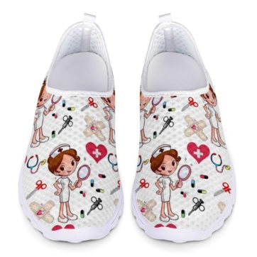 New Cartoon Nurse Doctor Print Women Sneakers Slip on Light Mesh Shoes Summer Breathable Flats Shoes