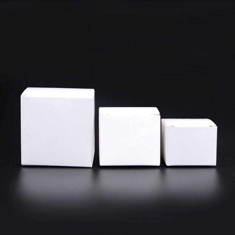 10pcs/20pcs/General purpose white small gift box packaging box 350g square blank cardboard box spot cosmetics color box - Image 4