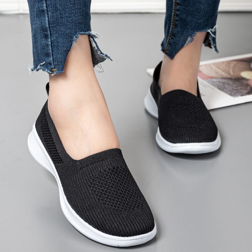 2021 Summer Women Shoes Knitting Sock Women's Sneakers Slip On Shoes Lightweight Flat Women's sports shoes Plus Size Loafers - Image 2