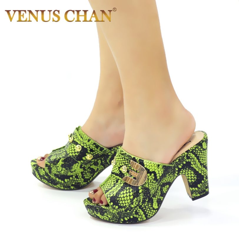 African Party Shoe Decorated with Rhinestone Elegant Fashion Casual Shoes Women Sandals Plus Size 2020 Summer Woman Slippers - Image 2