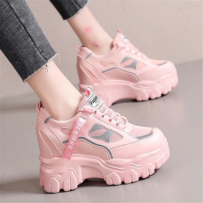 Designer Sneakers Woman Winter Fashion Thick Bottom Ladies Trainers White Platform Shoes Women Chunky Sneakers Zapatillas 1