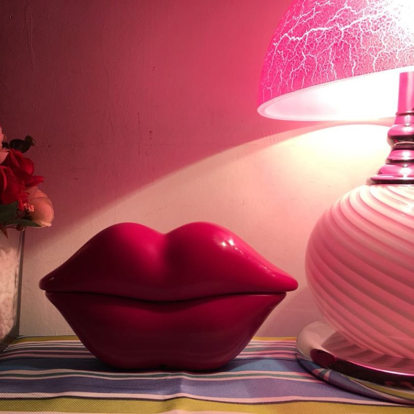 Lips Telephone Novelty Red, Pink, Rose Red Mouth Lip Shaped Phone Landline Desk Corded Phone for Home Hotel Office Decoration - Image 4