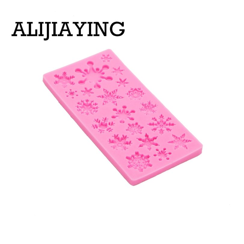 M1425 DIY Christmas snowflake molds Sugarcraft Silicone Mold cake Decorating tool fondant chocolate candy dessert craft moulds - Image 4