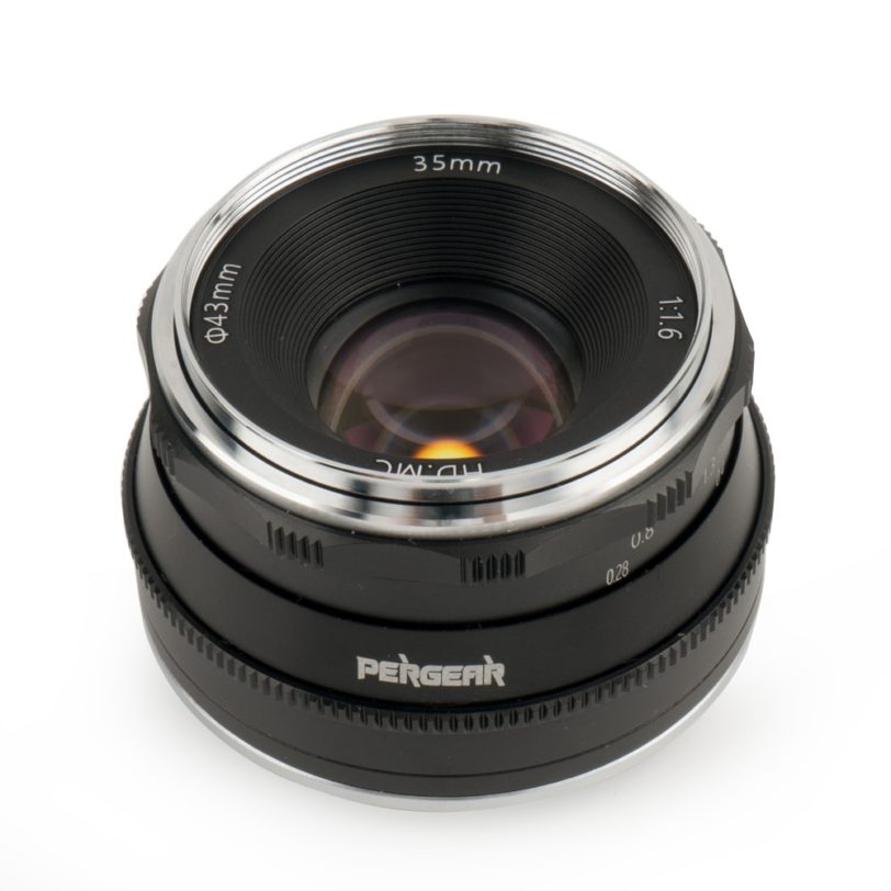 Pergear 35mm F1.6 Manual Focus Prime Fixed Lens for Sony E-Mount Fuji M4/3 Mount Cameras A6300 A6500 A7 A7II X-A2 XT3 X-T2 X-T30 - Image 2