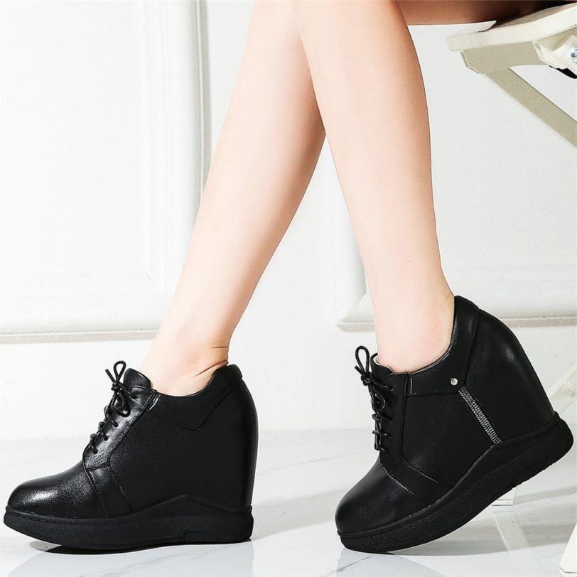 Plus Size Lace Up Creepers Women Genuine Leather Platform Wedges High Heel Pumps Female Round Toe 1